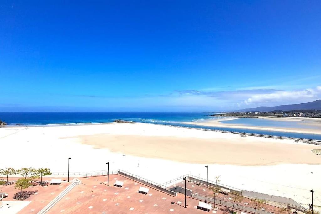 Apartamento Vistas Al Mar Con Piscina Y Terraza Foz Exterior photo